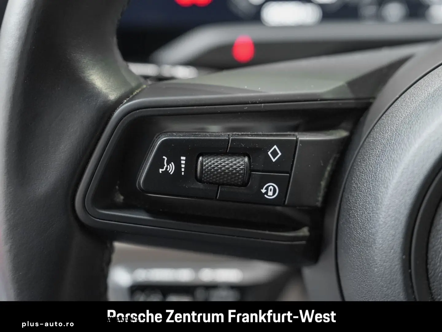 PORSCHE Taycan 4 Cross Turismo Frozenberry BOSE Panorama