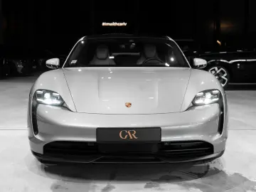 PORSCHE Taycan RWD Ambient VENT PANO 21