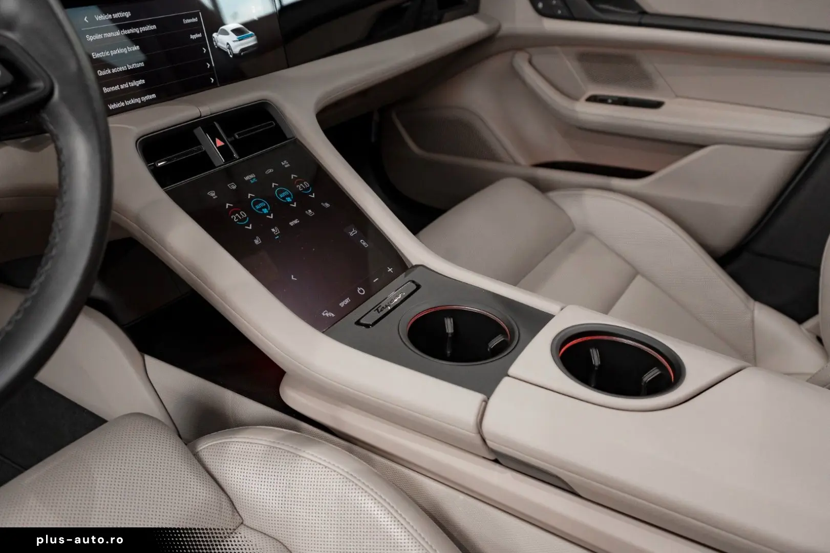 PORSCHE Taycan RWD Ambient VENT PANO 21