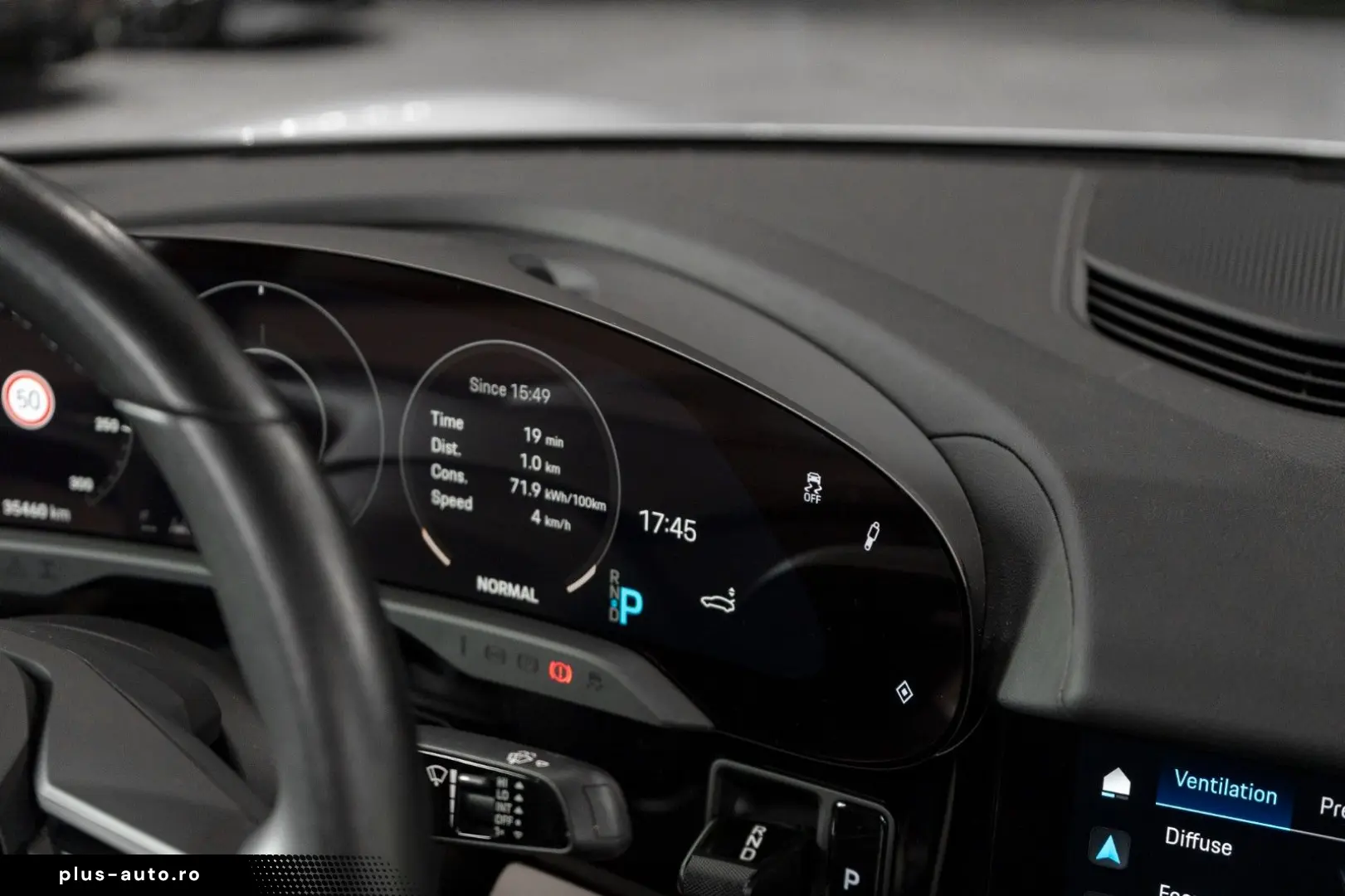 PORSCHE Taycan RWD Ambient VENT PANO 21