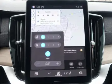 VOLVO XC90 Plus Dark T8 AWD Plug-in Hybrid PANO 360