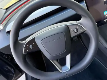 TESLA Model 3 Highland Long Range Dual AWD  MwSt auswe