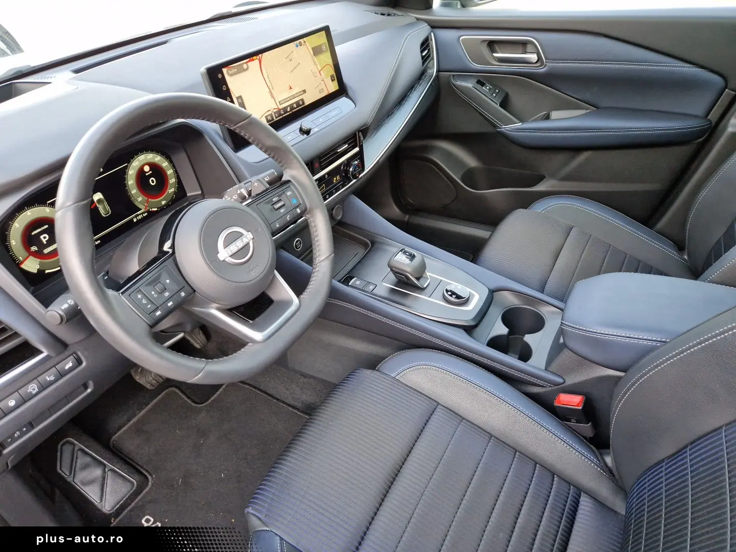 NISSAN Qashqai Xtronic 4x4 Tekna Design 360