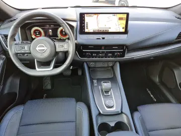 NISSAN Qashqai Xtronic 4x4 Tekna Design 360