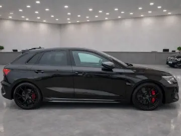 AUDI RS3 RS 3 Sportback  Quattro 360  MATRIX-LED PANO