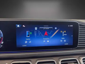 MERCEDES-BENZ GLS 63 AMG 4M  Pano HUD AHK 7 Sitze NIGHT 23