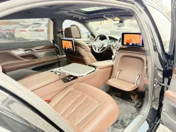 BMW 750i Lang xDrive Individual 3xTV 360 ACC HUD H&K