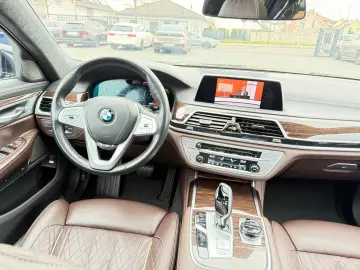 BMW 750i Lang xDrive Individual 3xTV 360 ACC HUD H&K
