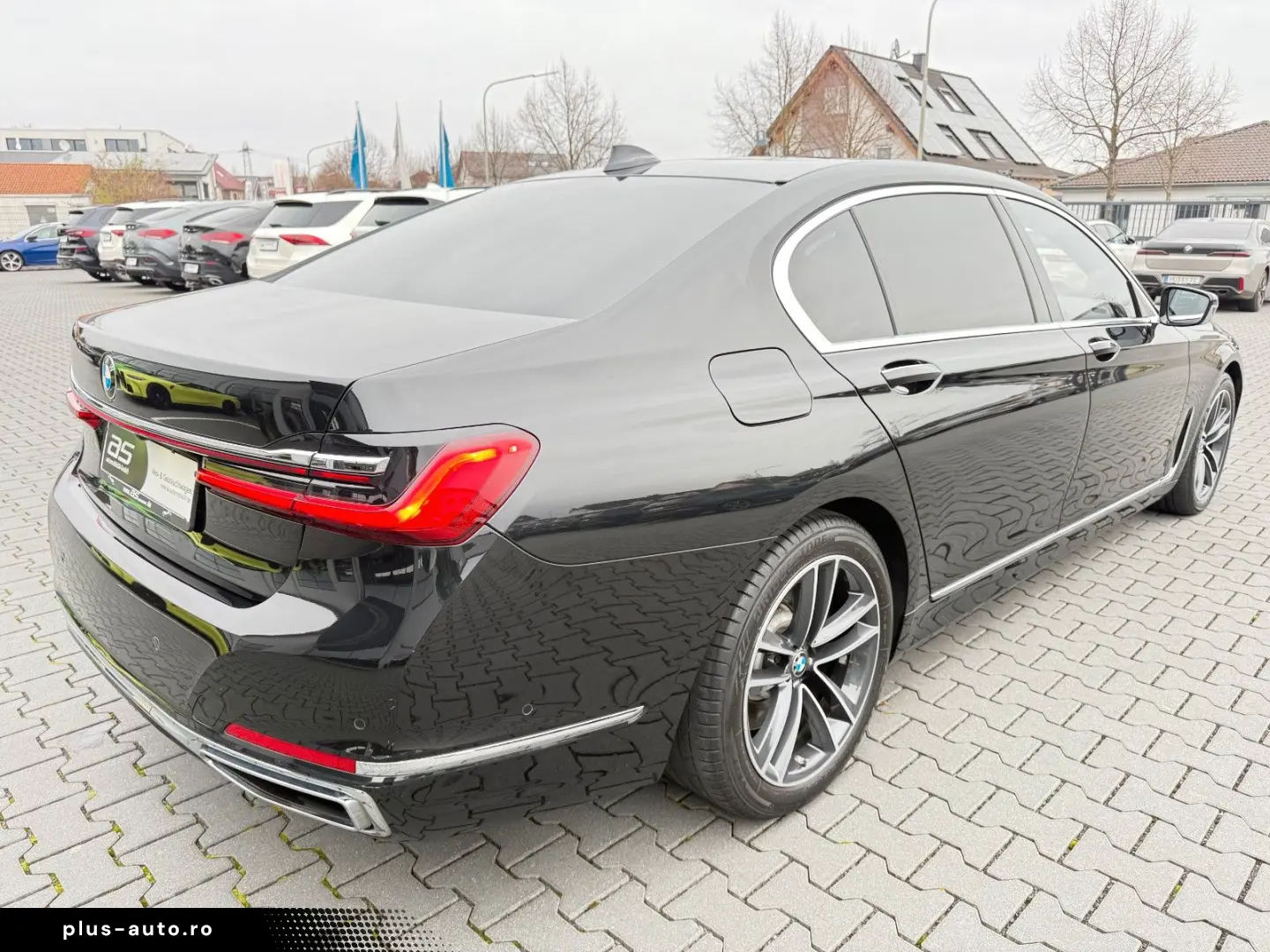 BMW 750i Lang xDrive Individual 3xTV 360 ACC HUD H&K