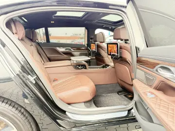 BMW 750i Lang xDrive Individual 3xTV 360 ACC HUD H&K