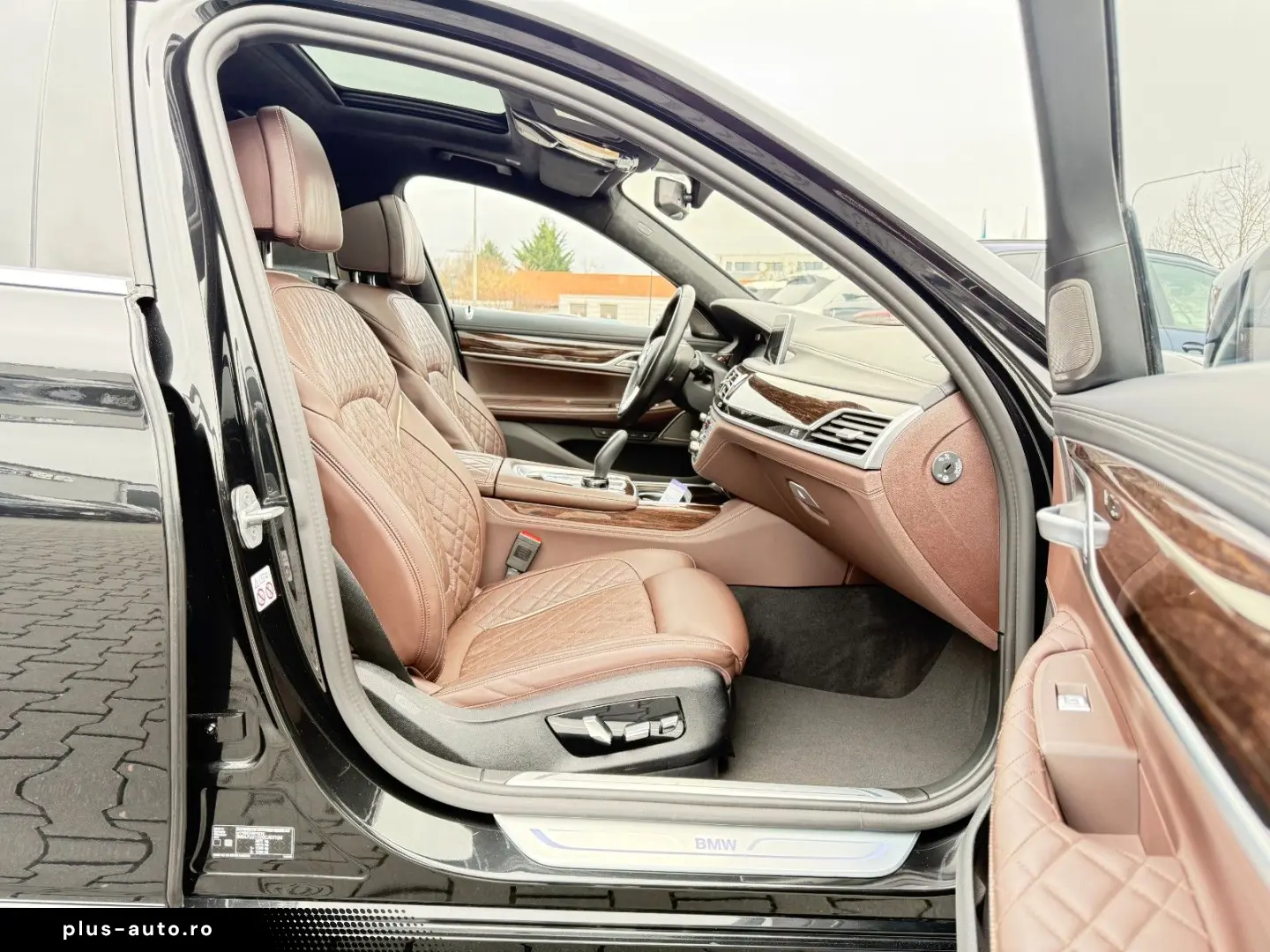 BMW 750i Lang xDrive Individual 3xTV 360 ACC HUD H&K