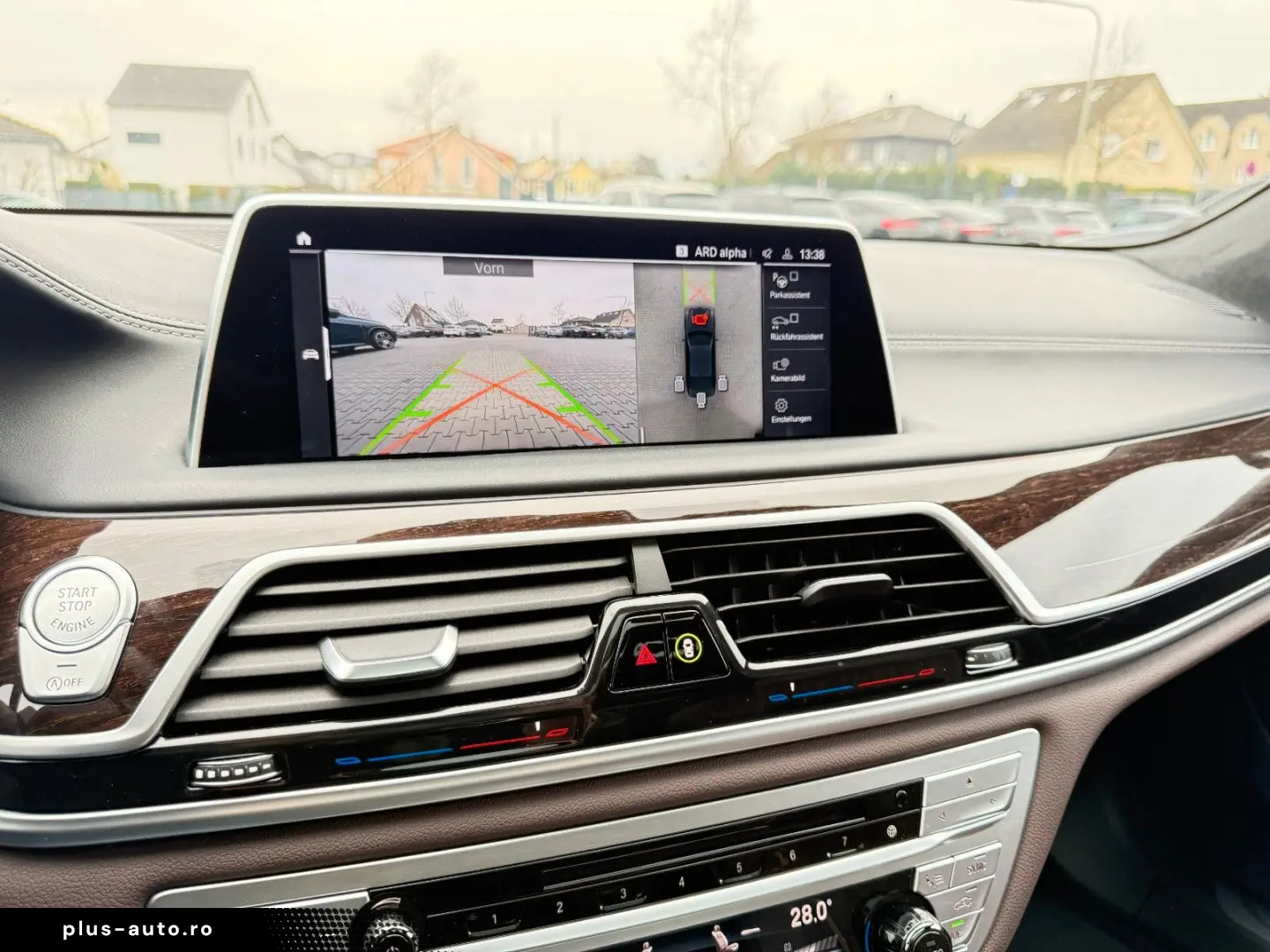 BMW 750i Lang xDrive Individual 3xTV 360 ACC HUD H&K