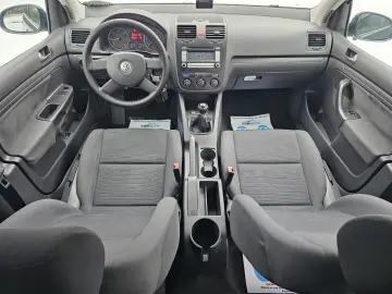 VW Golf V 2005 1.9 TDI 105 CP