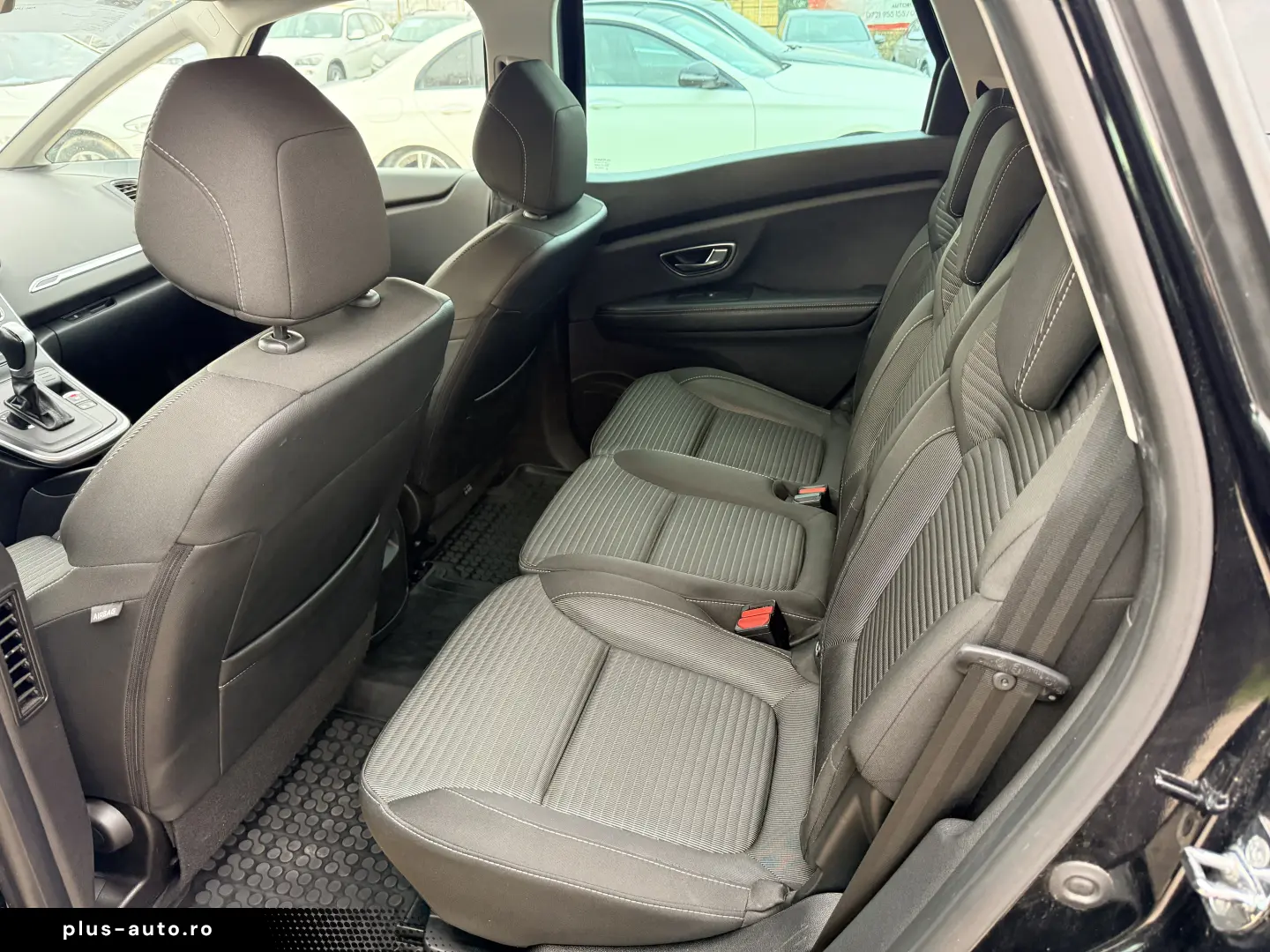 plata parțială 6000e avans și 5000e în 3 luni