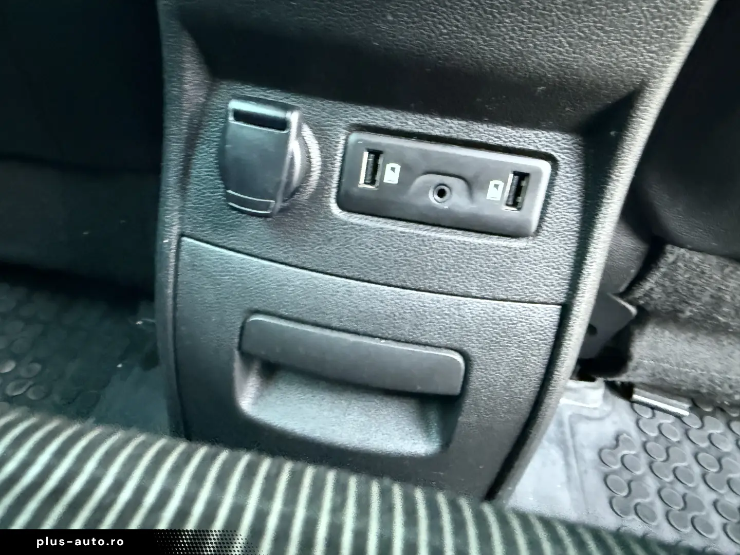 plata parțială 6000e avans și 5000e în 3 luni