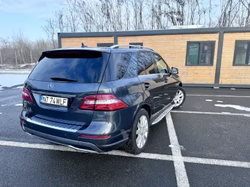 Mercedes-Benz ML 250