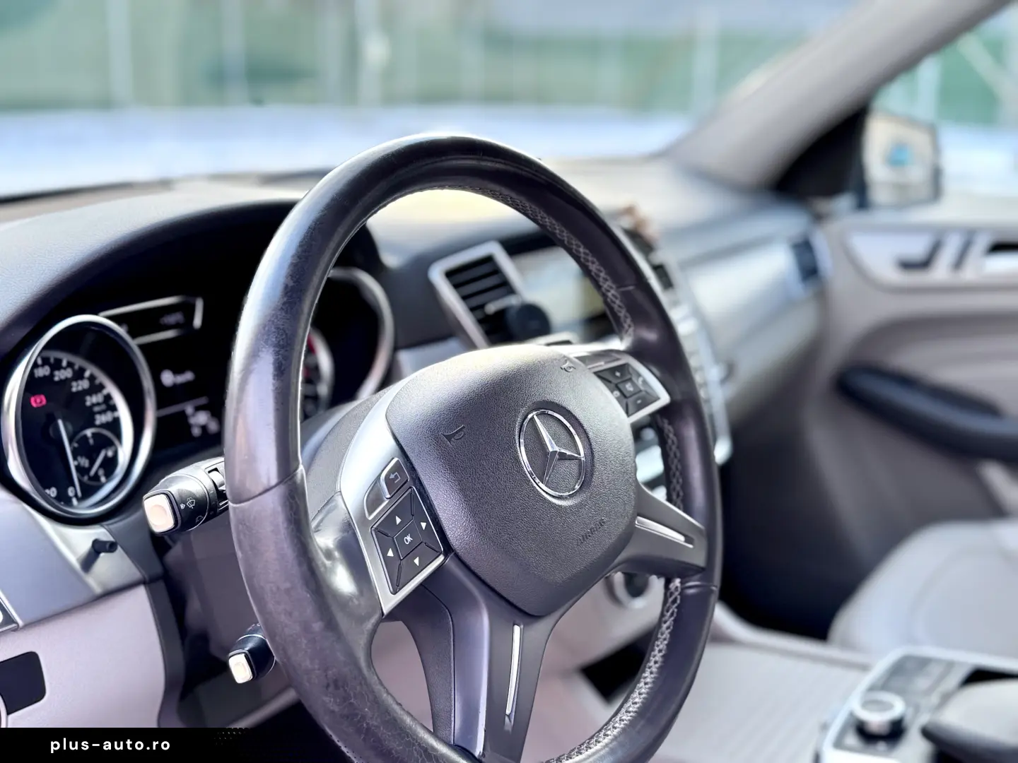 Mercedes-Benz ML 250