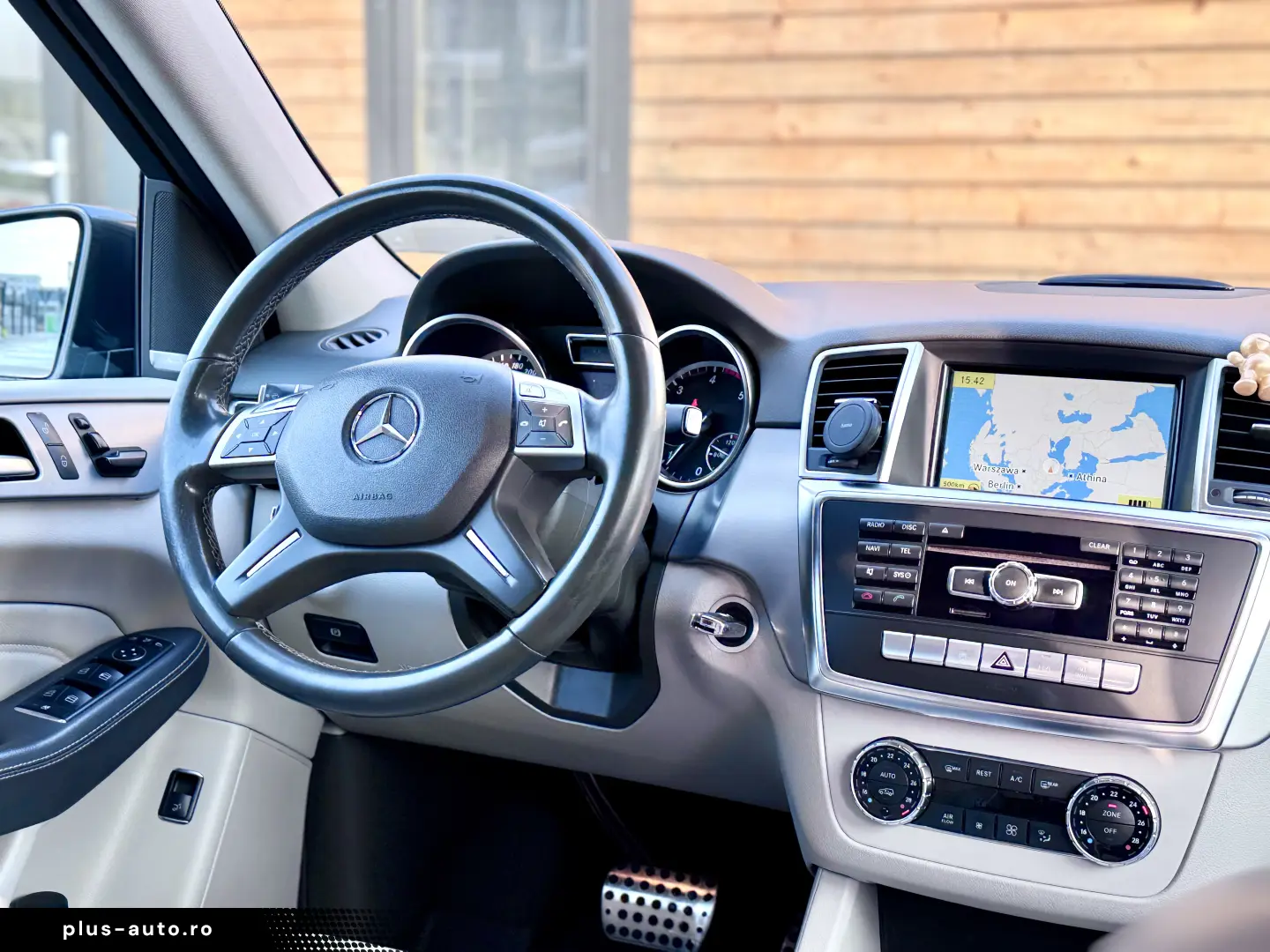 Mercedes-Benz ML 250