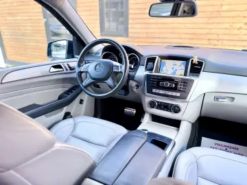 Mercedes-Benz ML 250