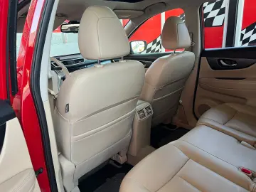 Nissan X-Trail Benzina