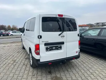 Nissan NV200