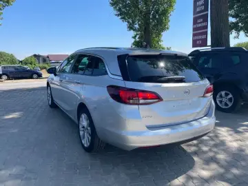 Opel Astra Sports Tourer 1.6