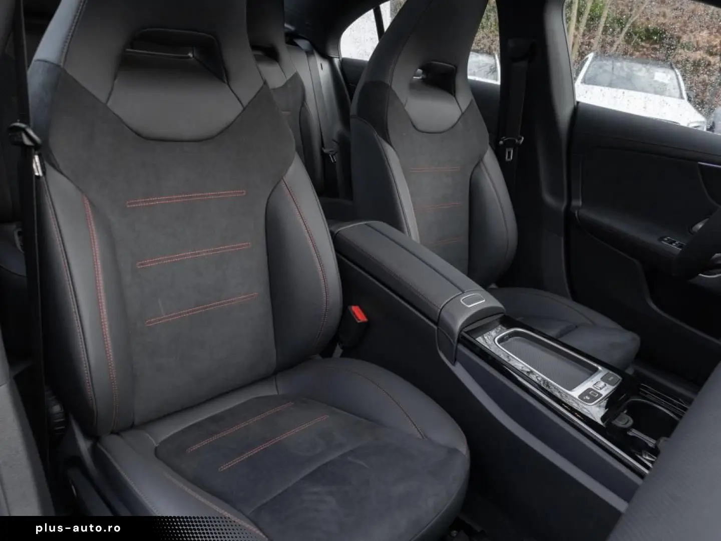 MERCEDES-BENZ CLA 220 d AMG-Advanced ILS Pano AHK 360