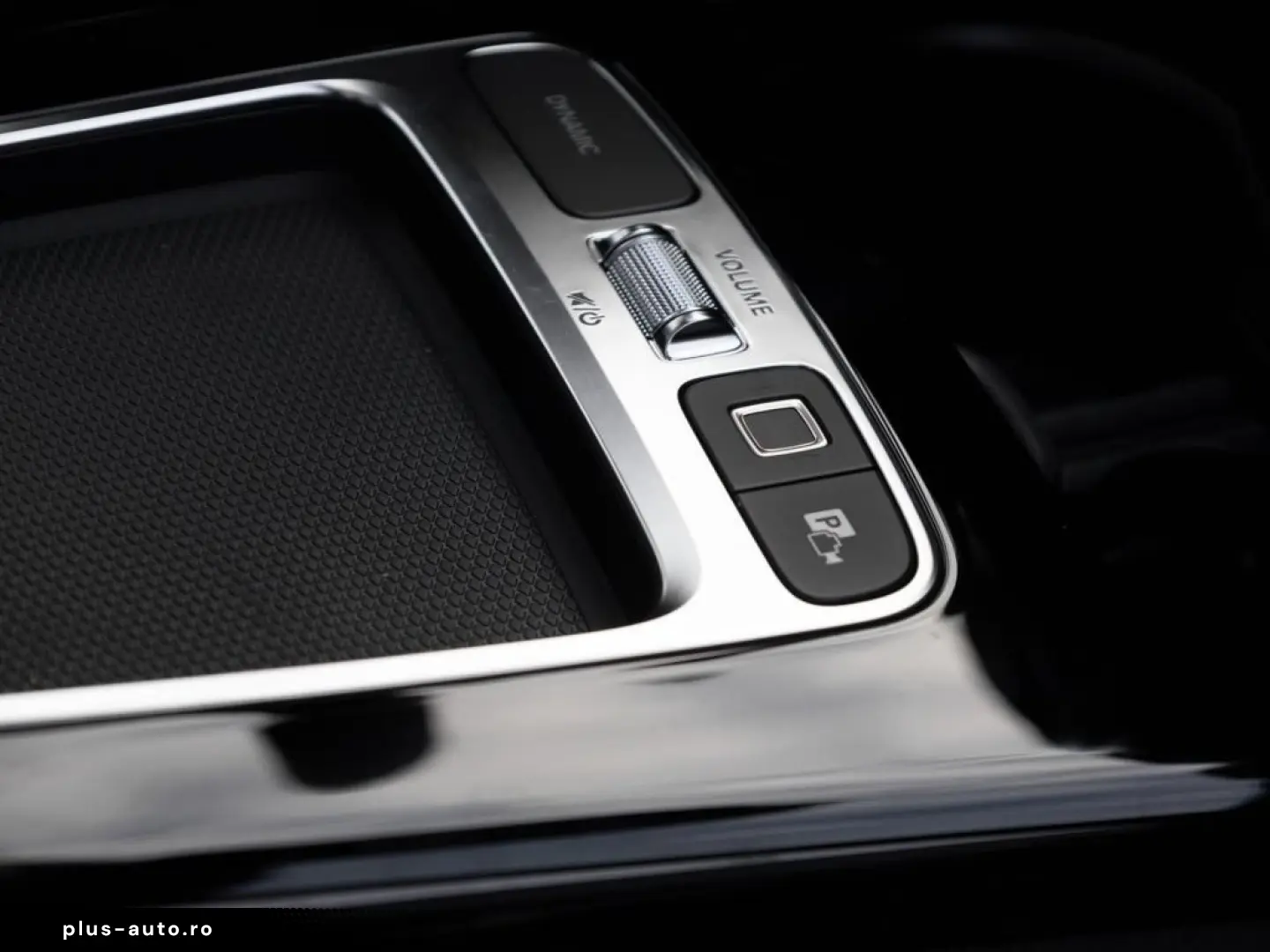 MERCEDES-BENZ CLA 220 d AMG-Advanced ILS Pano AHK 360