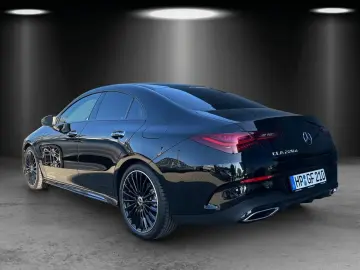 MERCEDES-BENZ CLA 220 d Coupé AMG Pano DISTR KeyGo MULTIBEAM