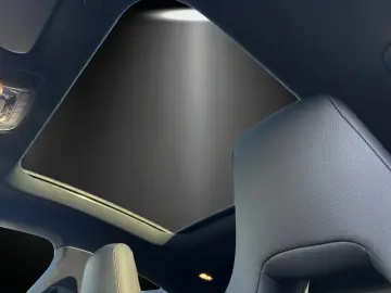 MERCEDES-BENZ CLA 220 d Coupé AMG Pano DISTR KeyGo MULTIBEAM