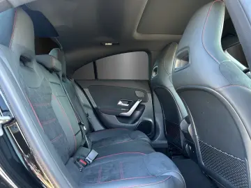 MERCEDES-BENZ CLA 220 d Coupé AMG Pano DISTR KeyGo MULTIBEAM