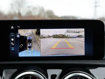 MERCEDES-BENZ CLA 200 d Coupé AMG-Sport LED 360 Pano Night