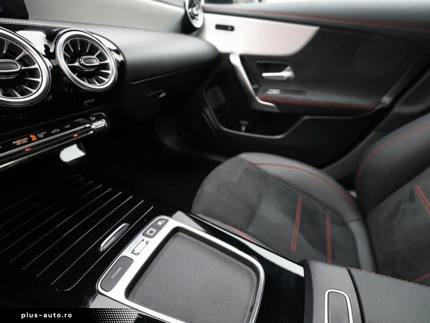 MERCEDES-BENZ CLA 200 d Coupé AMG-Sport LED 360 Pano Night