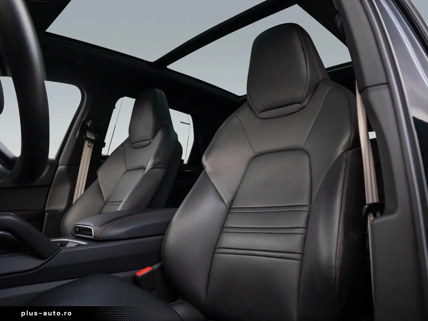 PORSCHE Cayenne S Platinum Edition