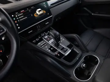 PORSCHE Cayenne S Platinum Edition