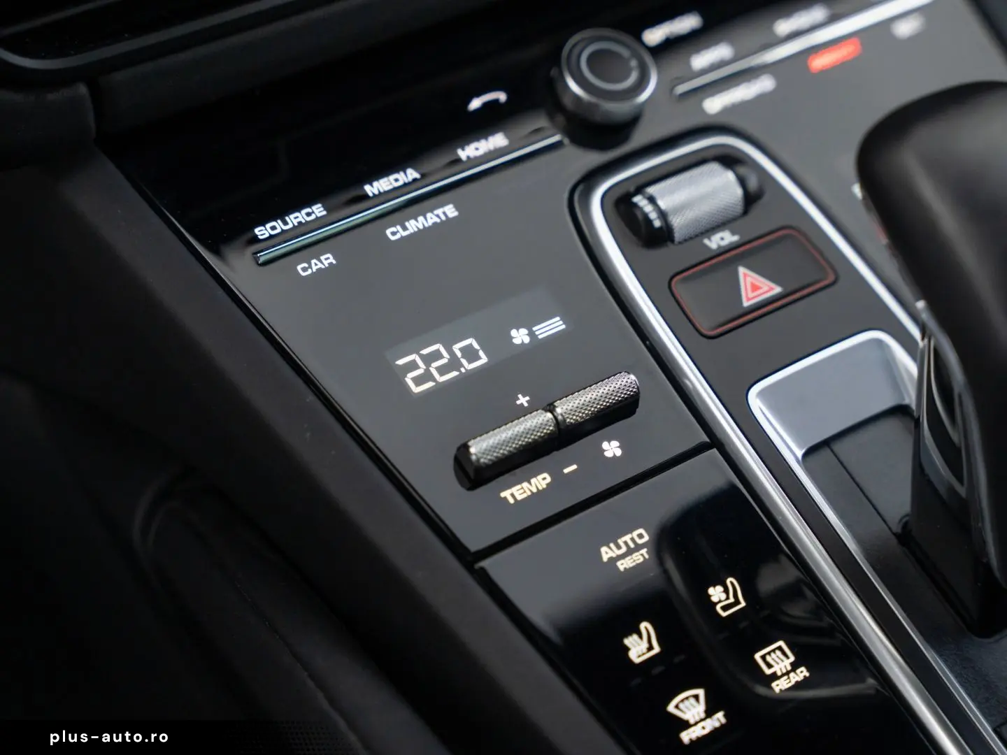 PORSCHE Cayenne S Platinum Edition