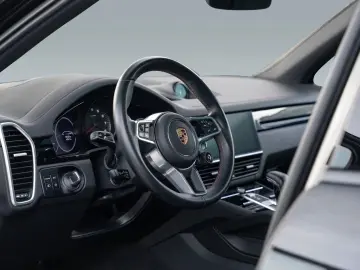 PORSCHE Cayenne S Platinum Edition