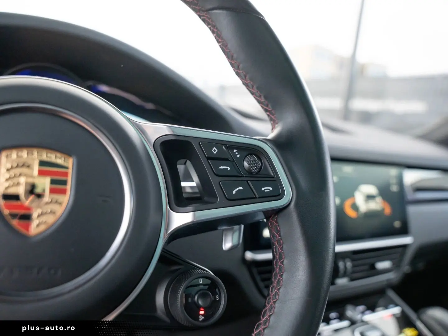 PORSCHE Cayenne S Platinum Edition