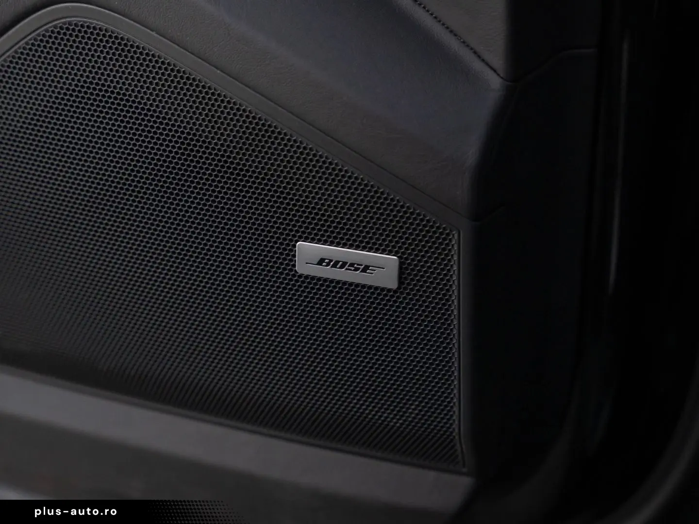 PORSCHE Cayenne S Platinum Edition