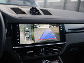 PORSCHE Cayenne S Platinum Edition