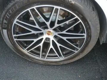 PORSCHE Cayenne Coupe E Hybrid