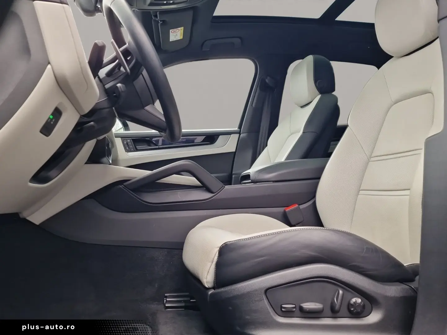 PORSCHE Cayenne E-Hybrid