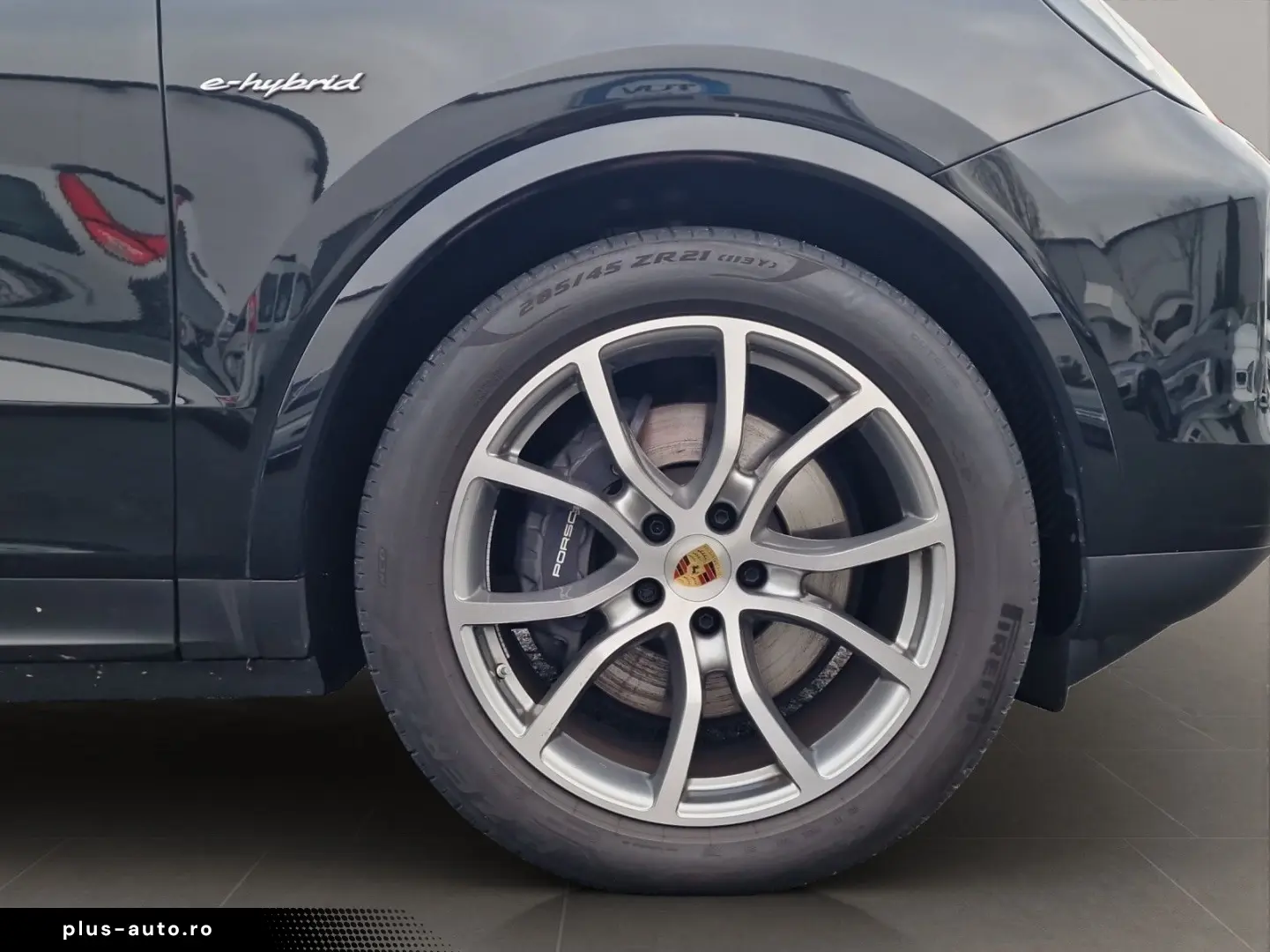 PORSCHE Cayenne E-Hybrid