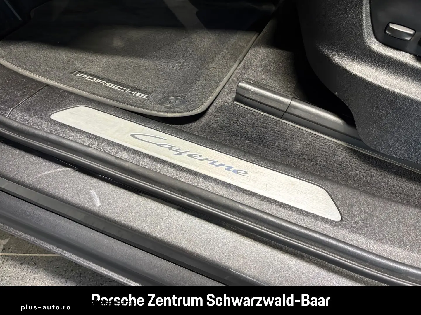 PORSCHE Cayenne E-Hybrid BOSE LED-Matrix Panoramadach