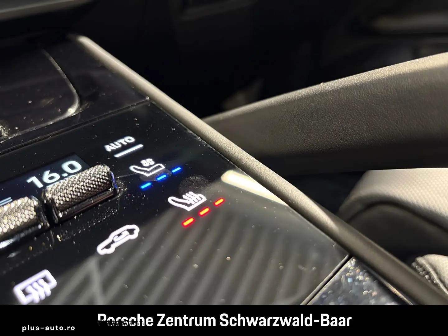 PORSCHE Cayenne E-Hybrid BOSE LED-Matrix Panoramadach