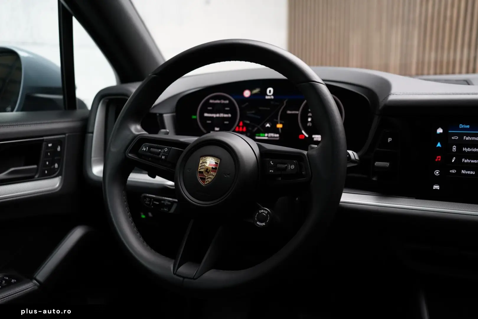 PORSCHE Cayenne E-Hybrid