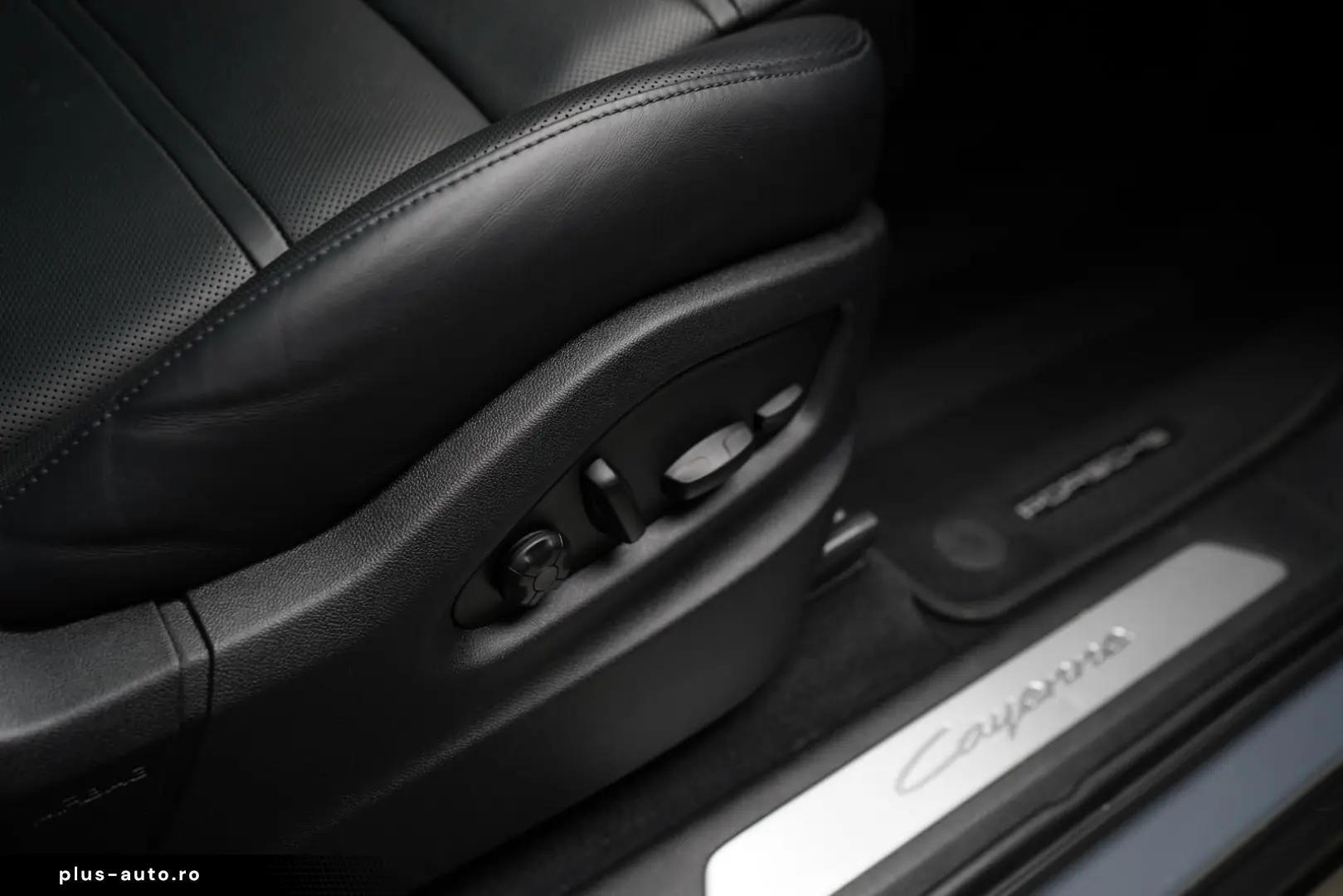 PORSCHE Cayenne E-Hybrid