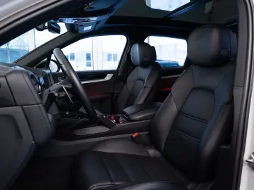 PORSCHE Cayenne S E-Hybrid