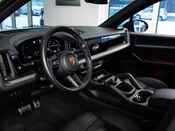 PORSCHE Cayenne S E-Hybrid