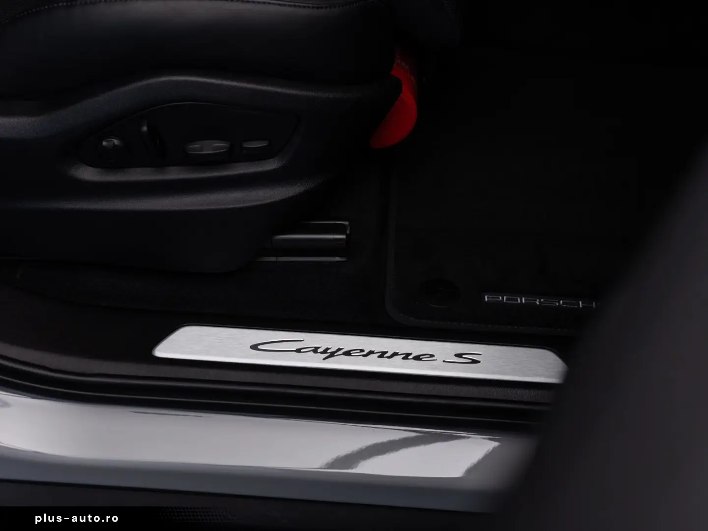 PORSCHE Cayenne S E-Hybrid